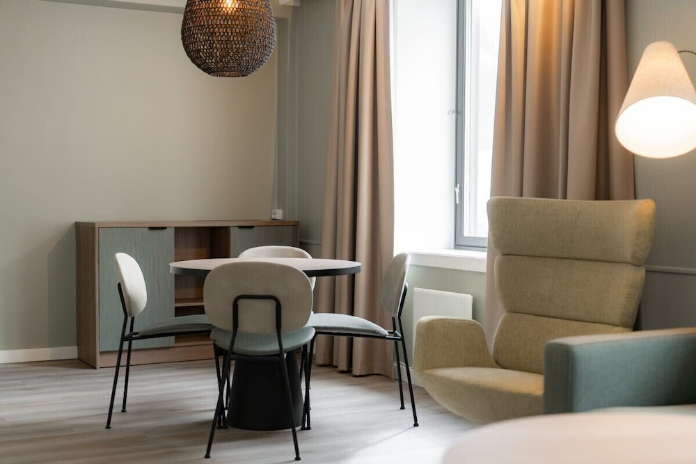 Quality Hotel Grand Tromso 51/69