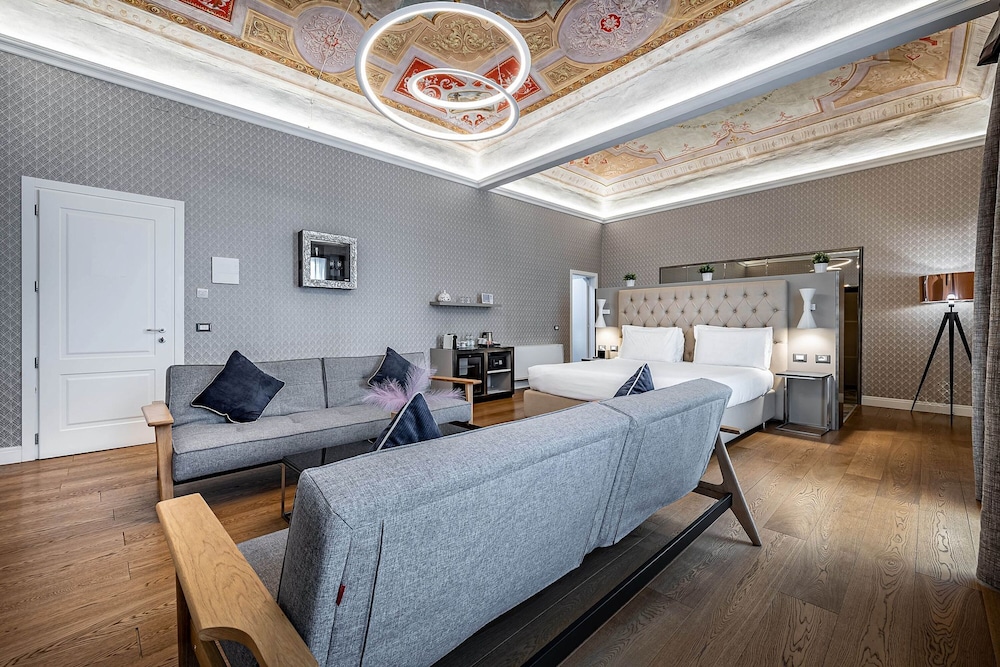 Martelli 6 Suite And Apartments 40/53