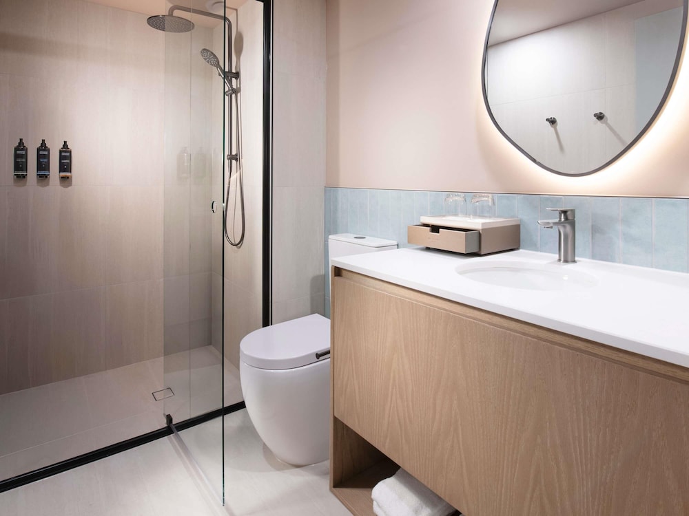 غرفة تنفيذية بسرير كينج، Mercure Melbourne La Trobe Street 5/10