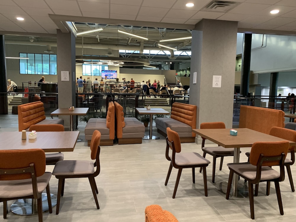 Holiday Inn Baton Rouge South 27/37