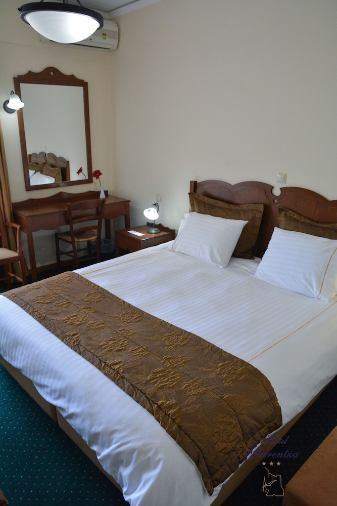 Glarentza Hotel 6/25