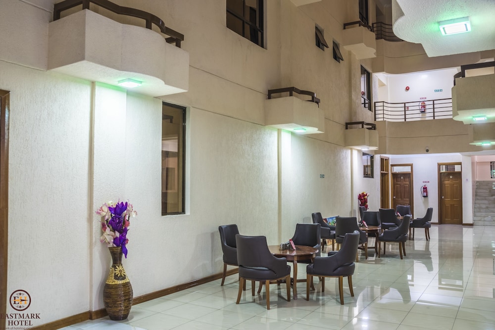 Eastmark Hotel 32/46