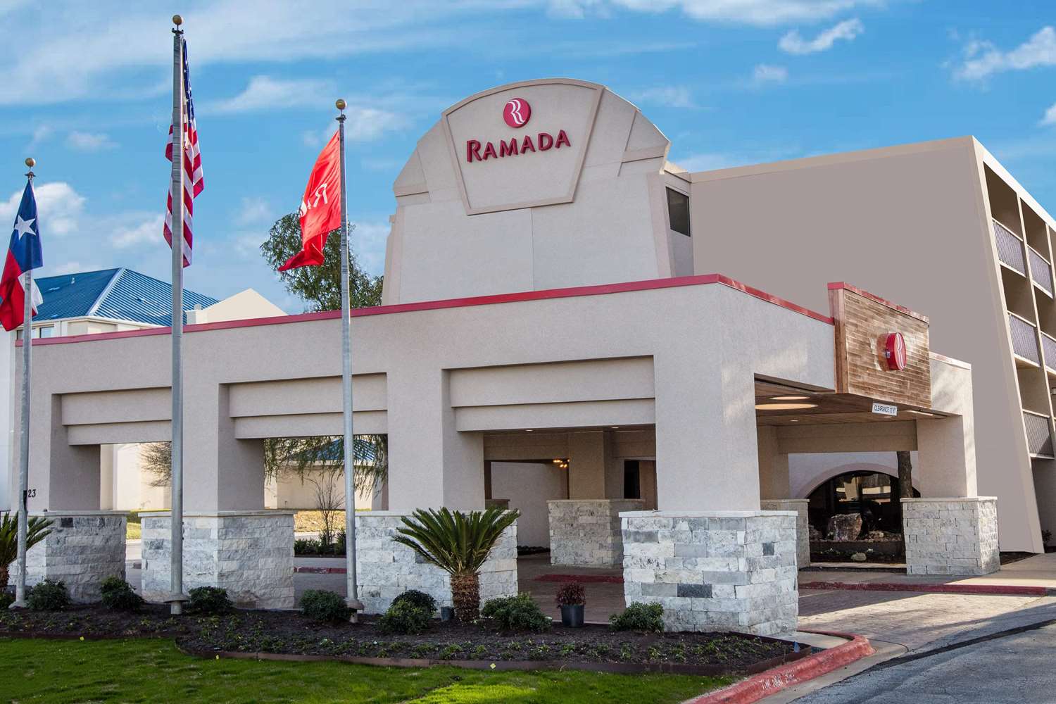 Ramada By Wyndham Austin South 4/52