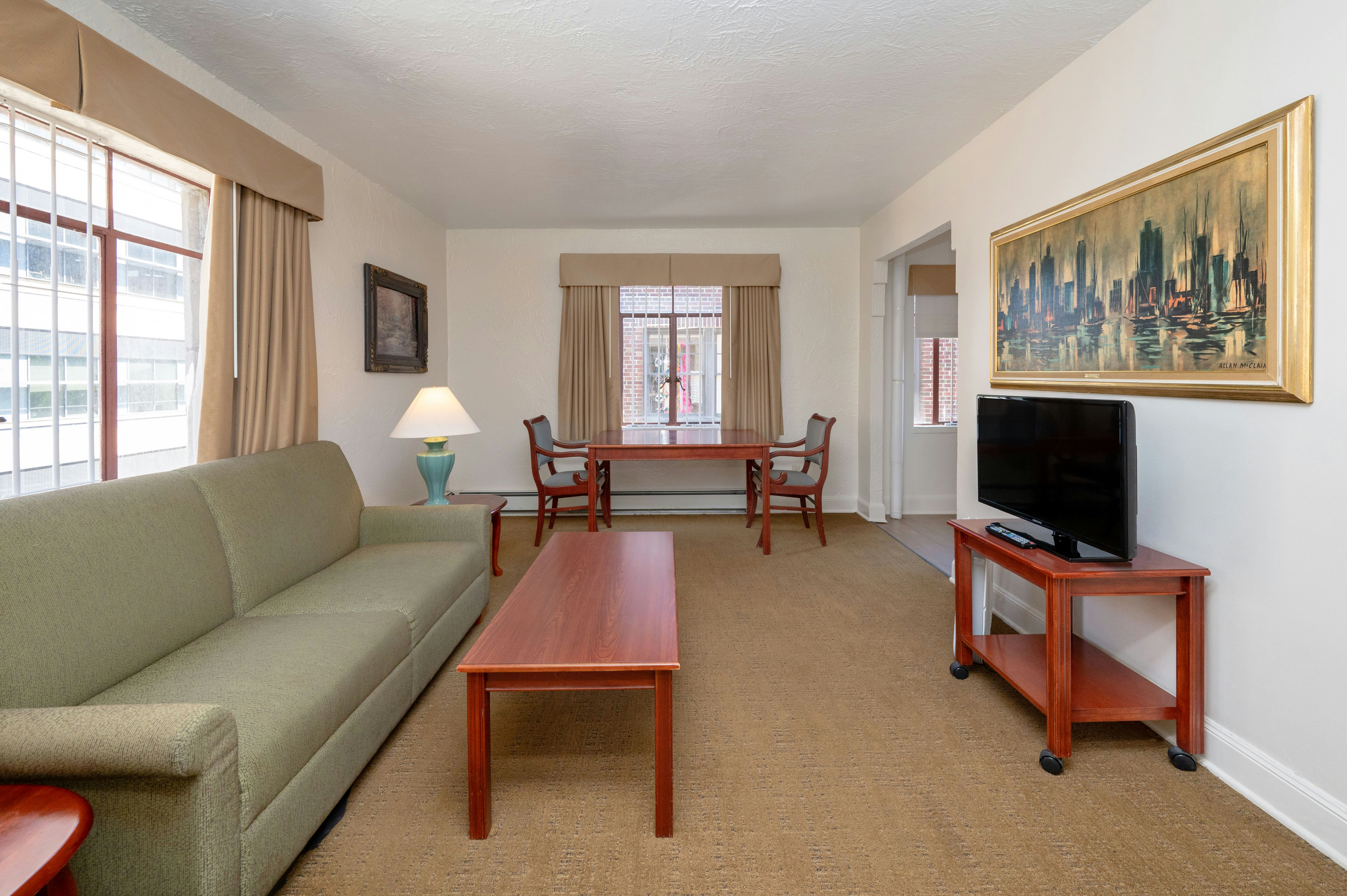 The Baroness Hotel 12/22