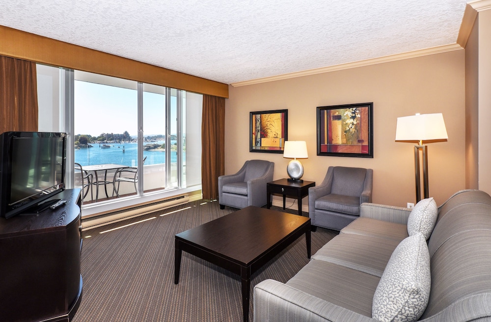 Victoria Regent Waterfront Hotel & Suites 50/86