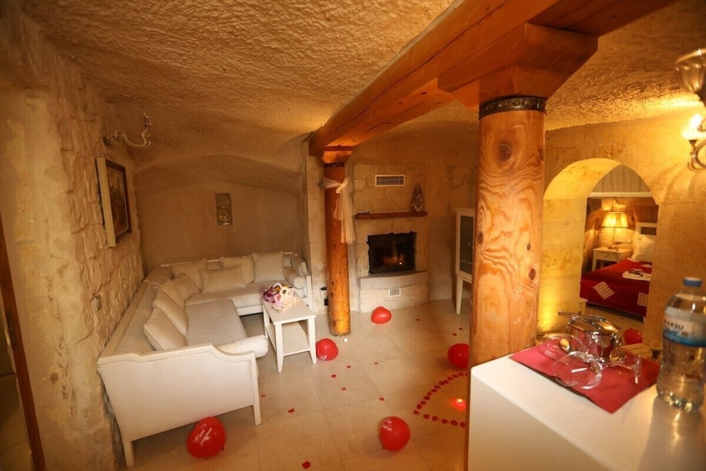 Anatelein Boutique Cave Hotel Special Class 40/65