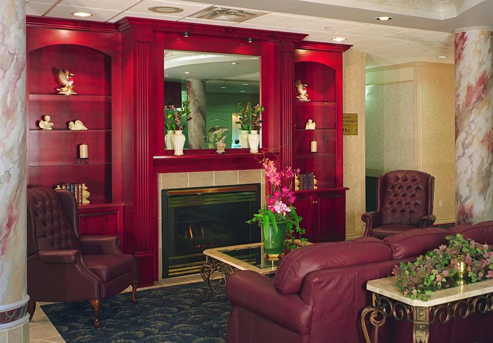 Coast Abbotsford Hotel And Suites 32/50
