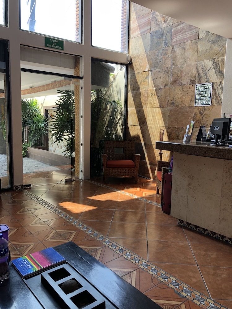 VF Villa Florencia Hotel 33/58