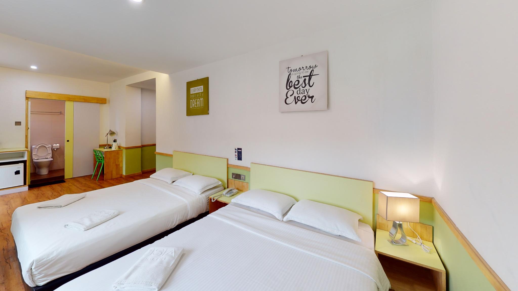 FAMILY SUITE, DELUXE