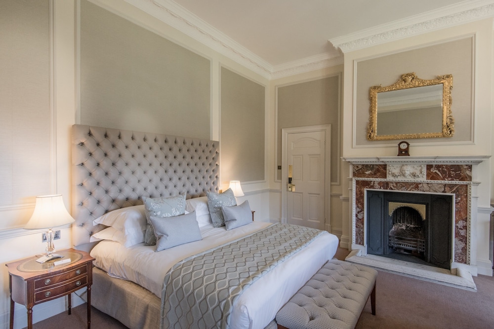 Suite, Mansion, Queen Bed