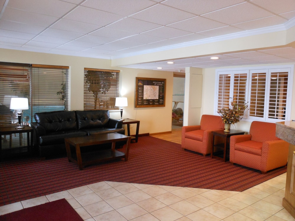 Americas Best Value Inn and Suites St Cloud 20/26