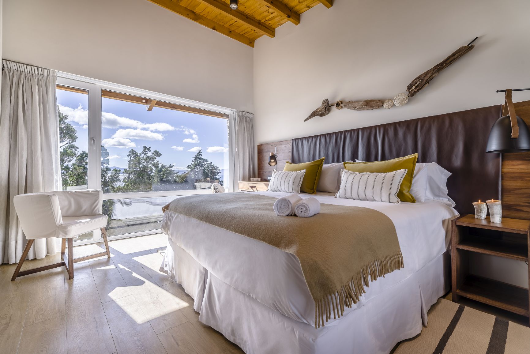 Room at Aguila Mora Suites & Spa, BARILOCHE