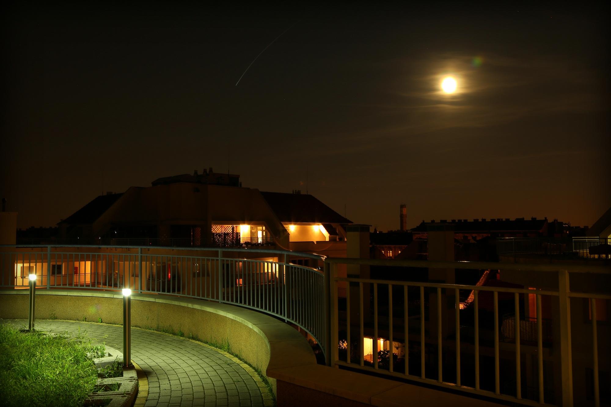 GARAY TERRACE RESIDENCE 28/32