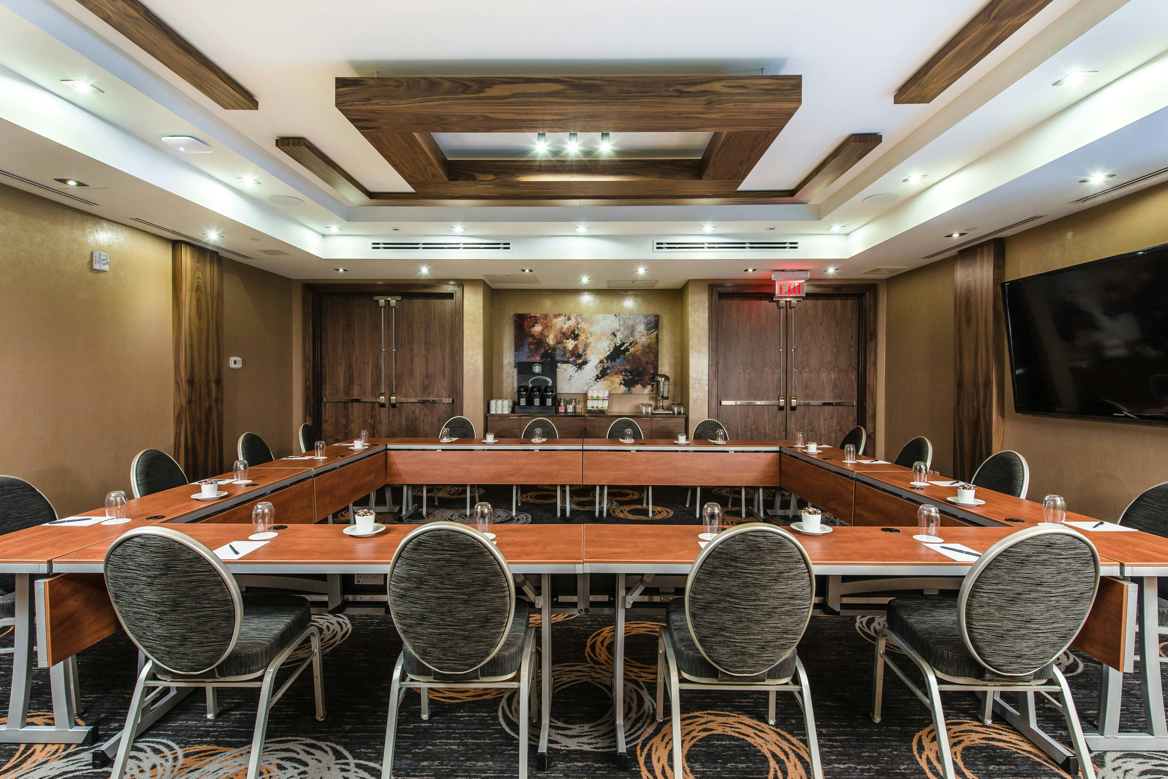 Delta Hotels By Marriott Waterloo 44/54
