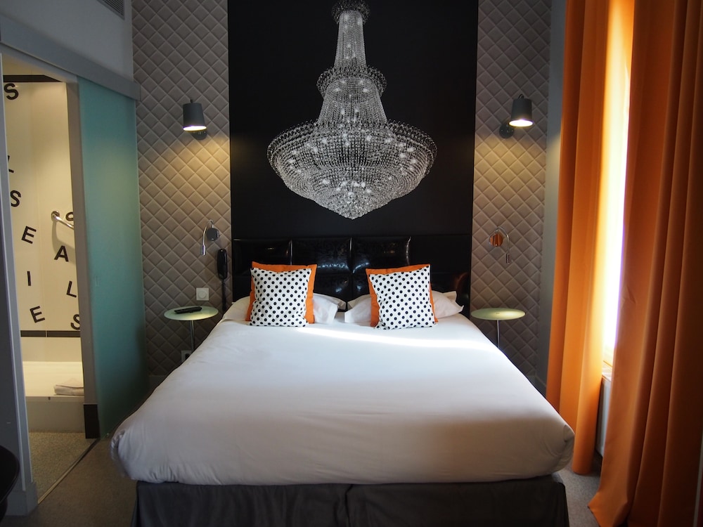 Porte de Versailles Hotel 19/48