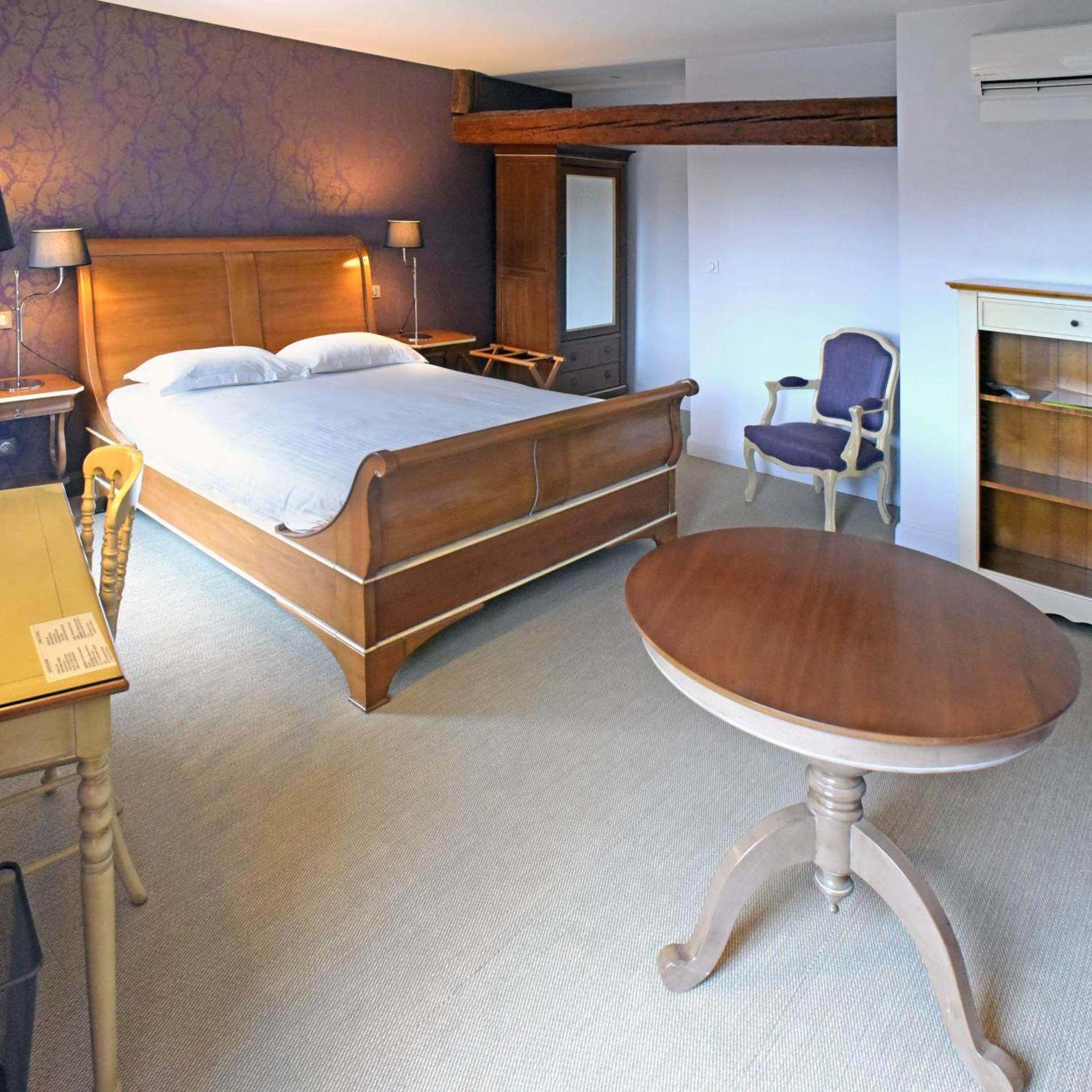 Hostellerie du Forez 16/36