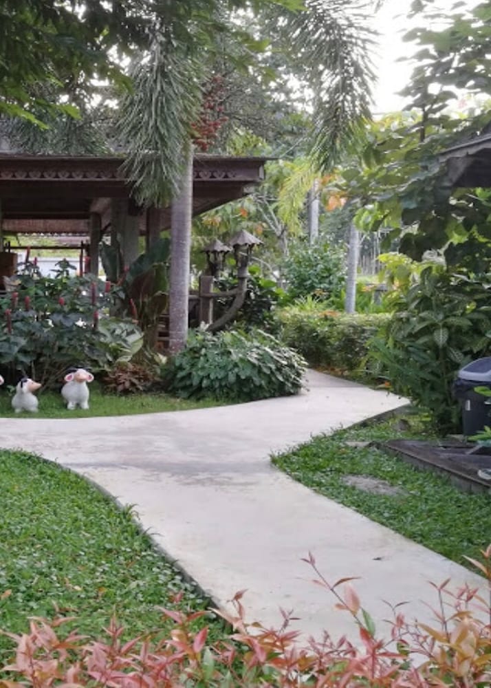 Boutique Village Hotel SHA Plus 68/71
