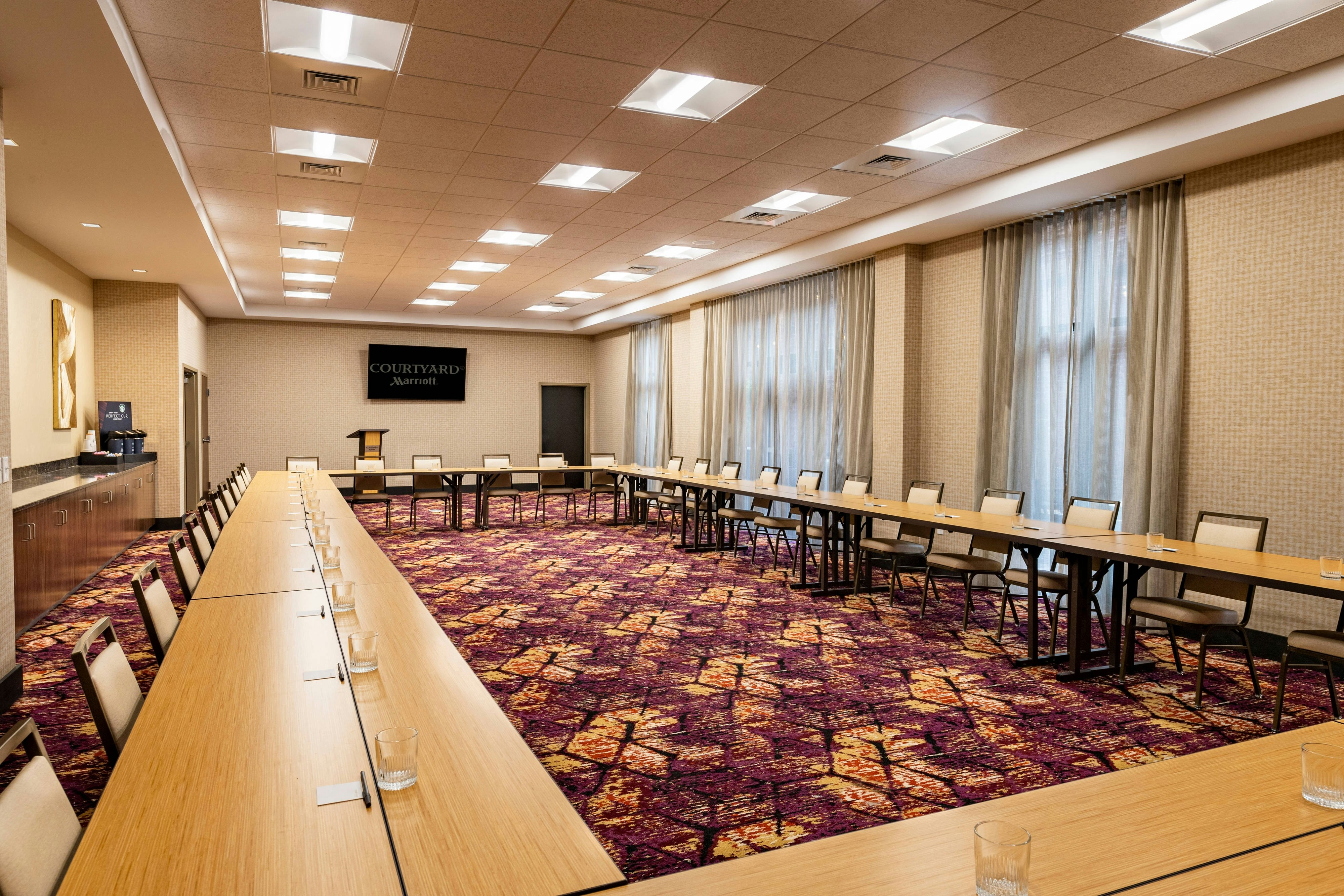 Courtyard by Marriott Winston-Salem Downtown 28/32