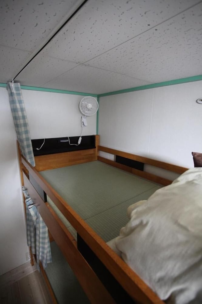 Dormitory Sandanya Guesthouse 44/50