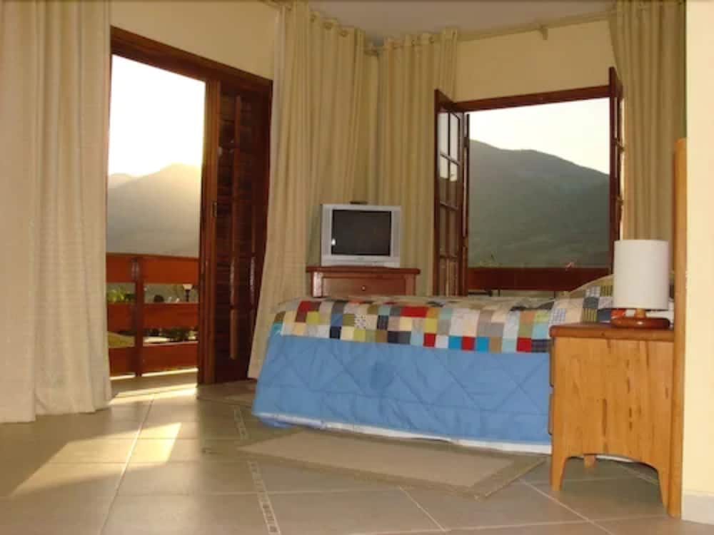 HOTEL FAZENDA VALE DA MANTIQUEIRA 17/72