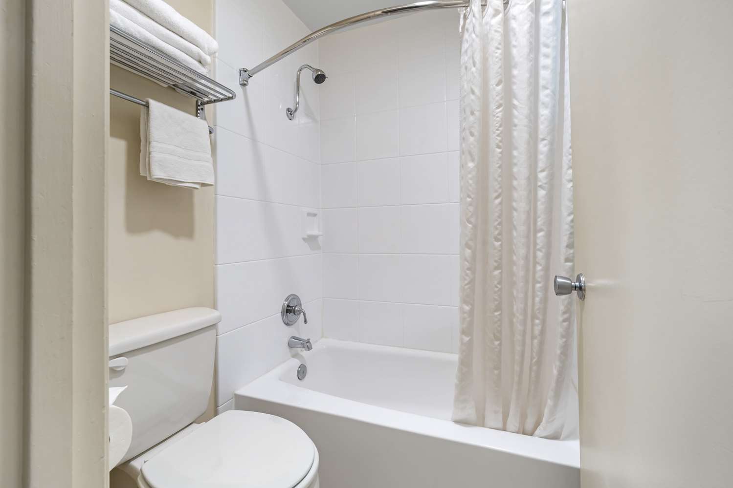 Room, King Bed, Large, Best Western Prescottonian 3/3