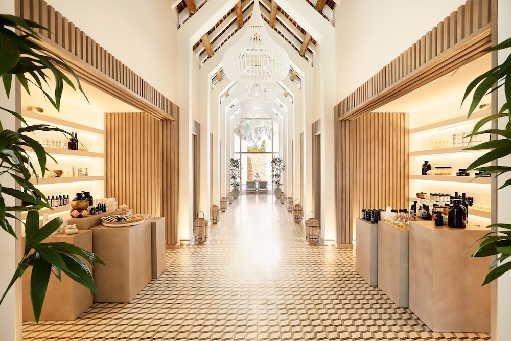 LUX Grand Gaube Resort and Villa 8/80
