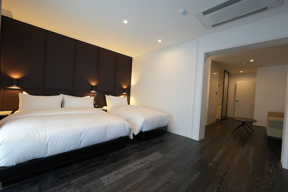 Hotel Amare 27/69