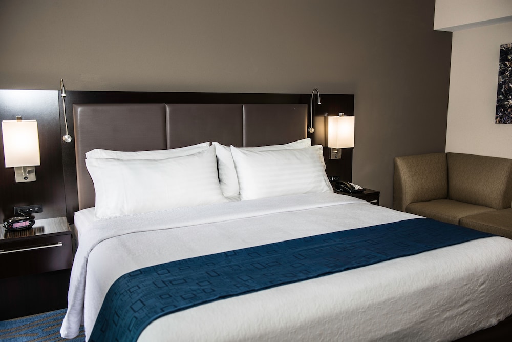 Holiday Inn Owensboro Riverfront 20/75