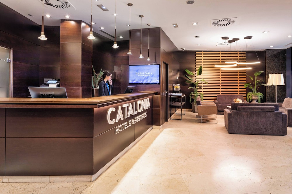 Lobby at Catalonia El Retiro, MADRID