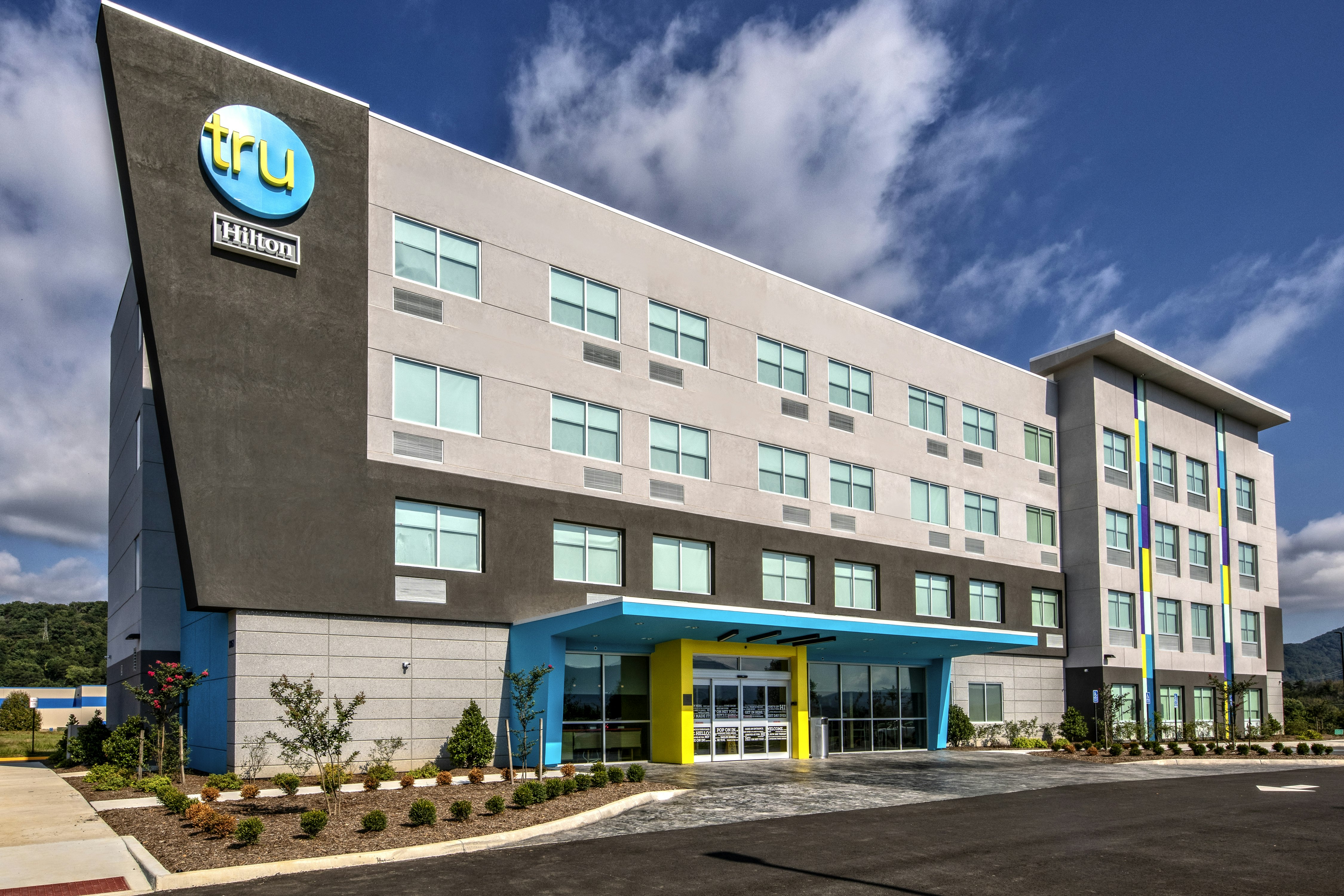 Tru By Hilton Roanoke Hollins 4/26