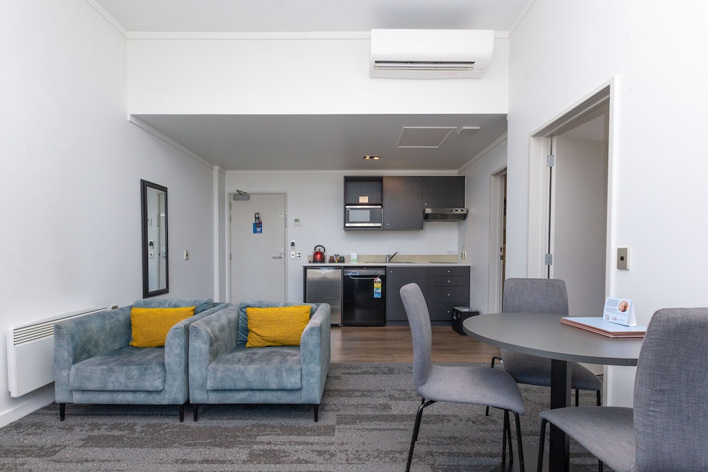 Quest Invercargill Serviced Apartments 48/65