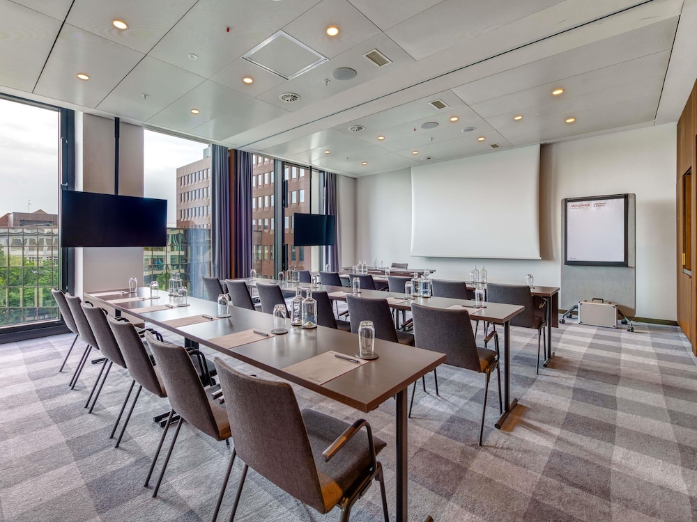 Movenpick Hotel Basel 66/70