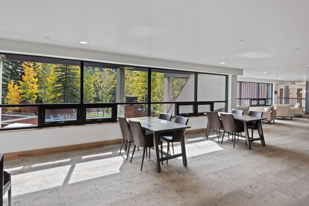 The Vail Spa Condominiums 52/76
