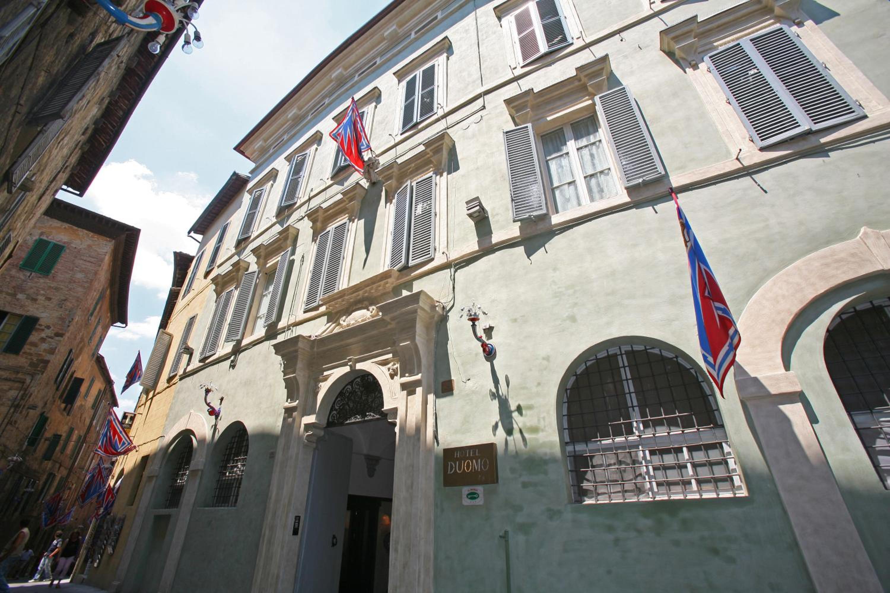 Hotel Duomo Siena 30/33