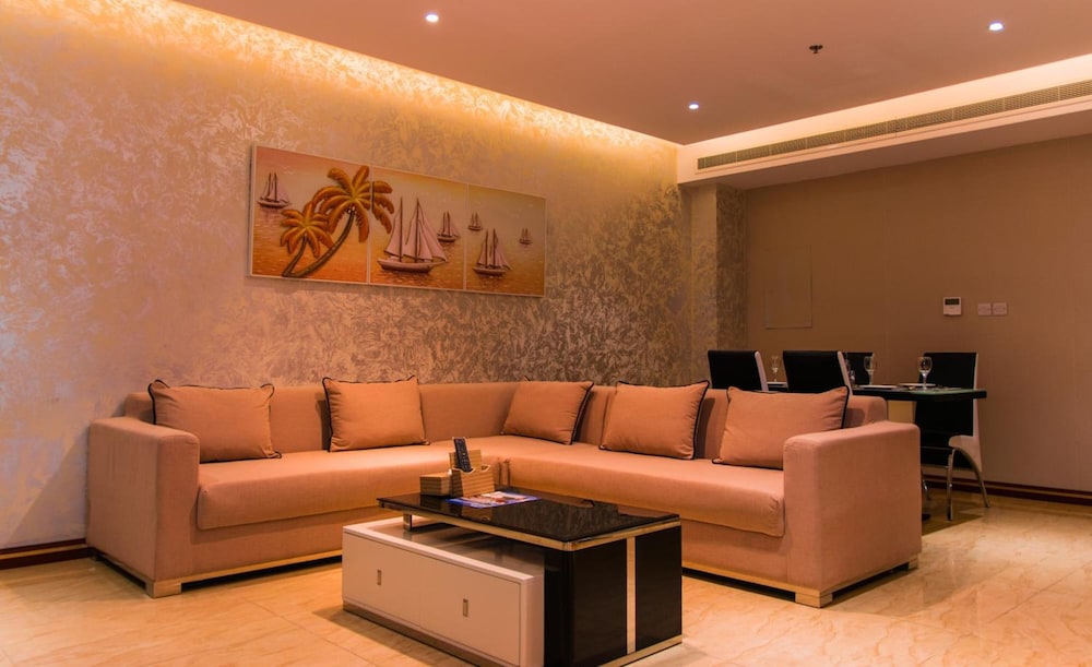 City Park Hotel Apartments 48/64