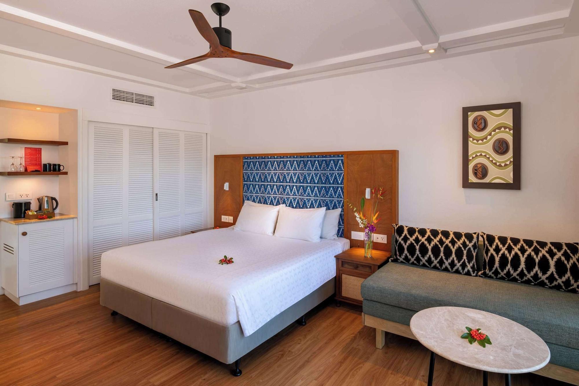 Room, Multiple Beds, Resort View