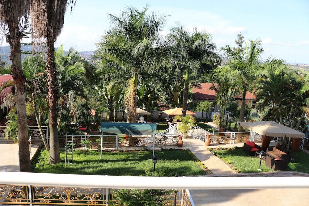 Ivory Castle Boutique Hotel 24/27
