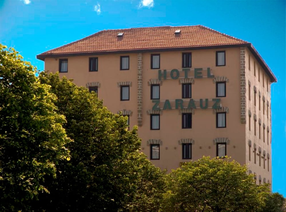 Zarauz Hotel 1/22