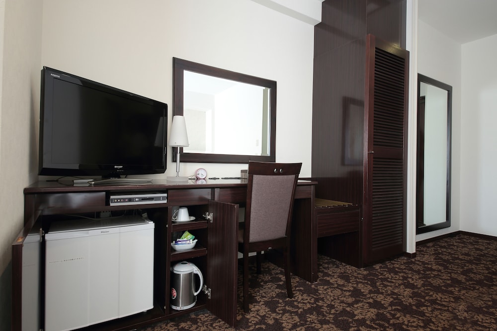 Libre Garden Hotel 57/60