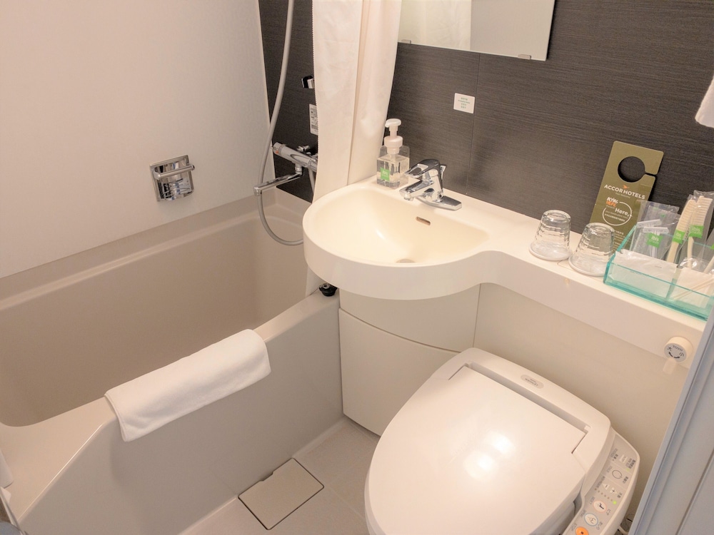 Ibis Styles Kyoto Station 14/63
