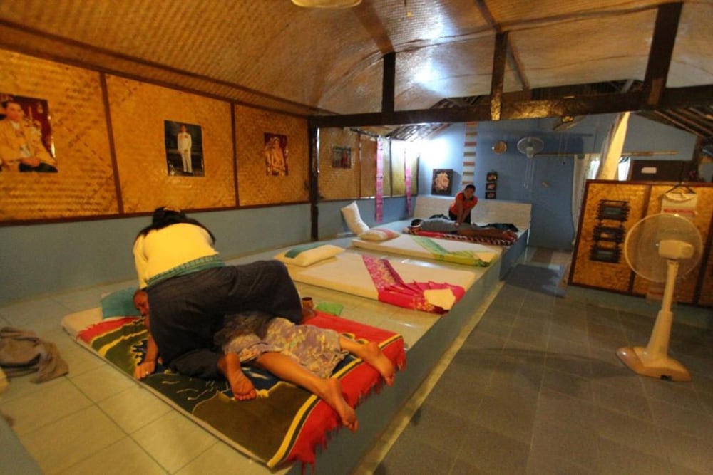 PHI PHI BA KAO BAY RESORT 28/50