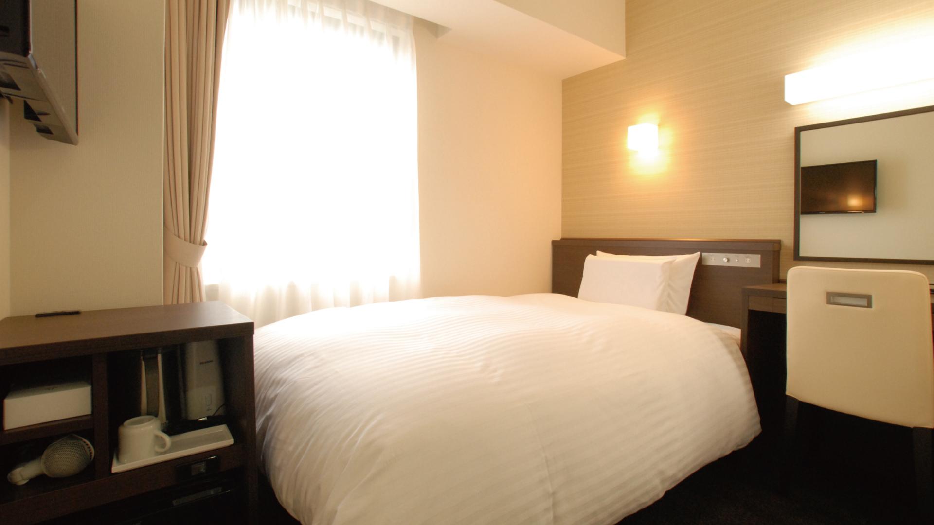 Semi Room, Semi Double Bed