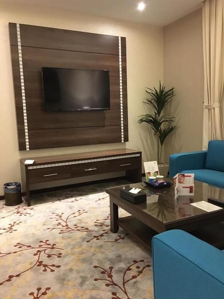 Ayan furnished units and Suites 33/50