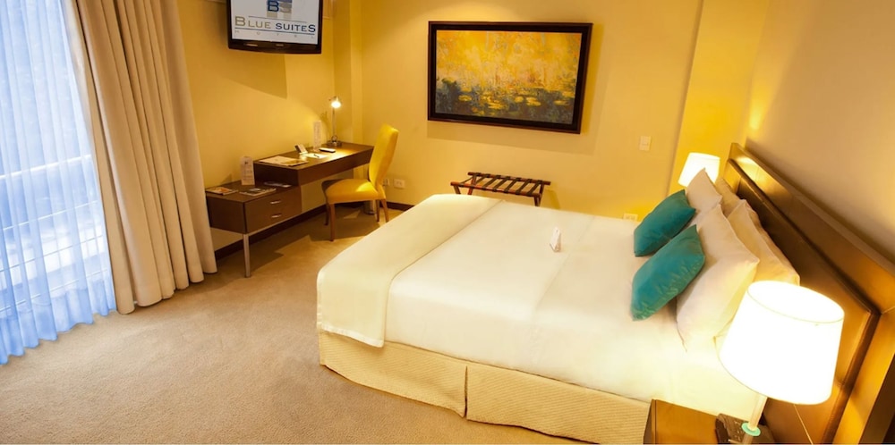 Blue Suites Hotel 11/47
