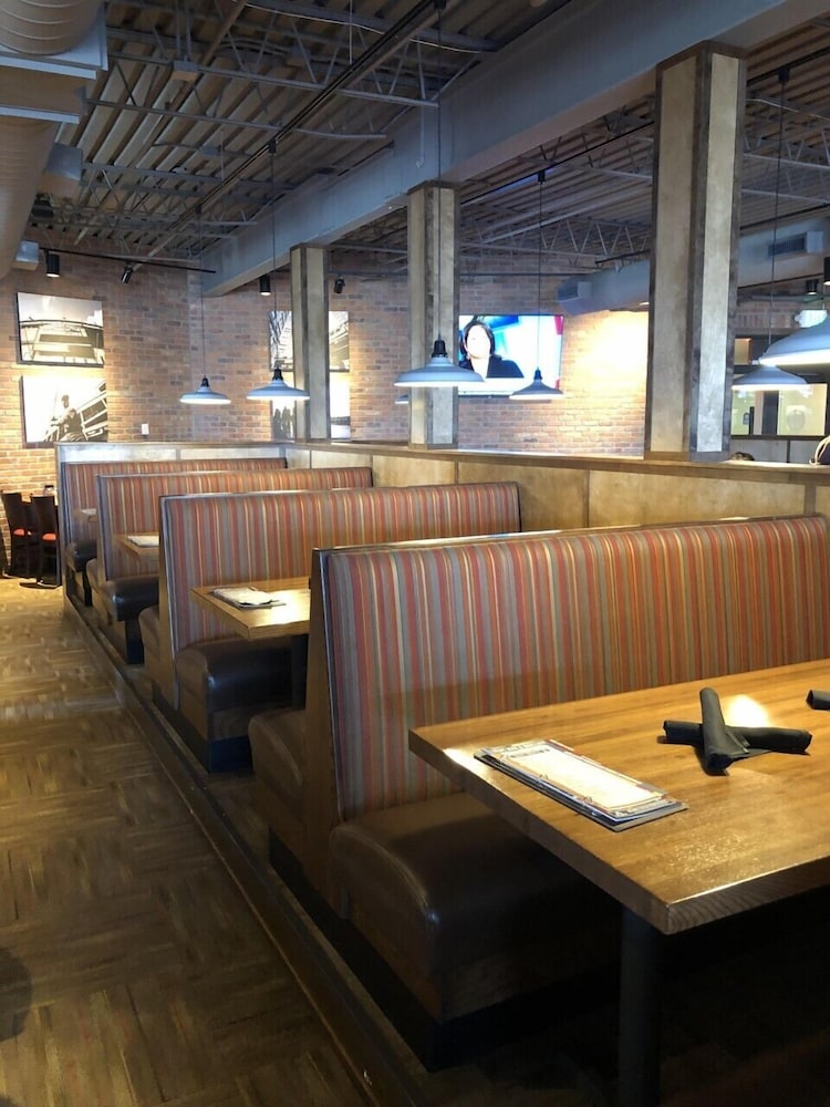 restaurant cafeteria