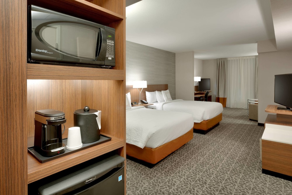 Fairfield Inn & Suites by Marriott Springfield North 13/47