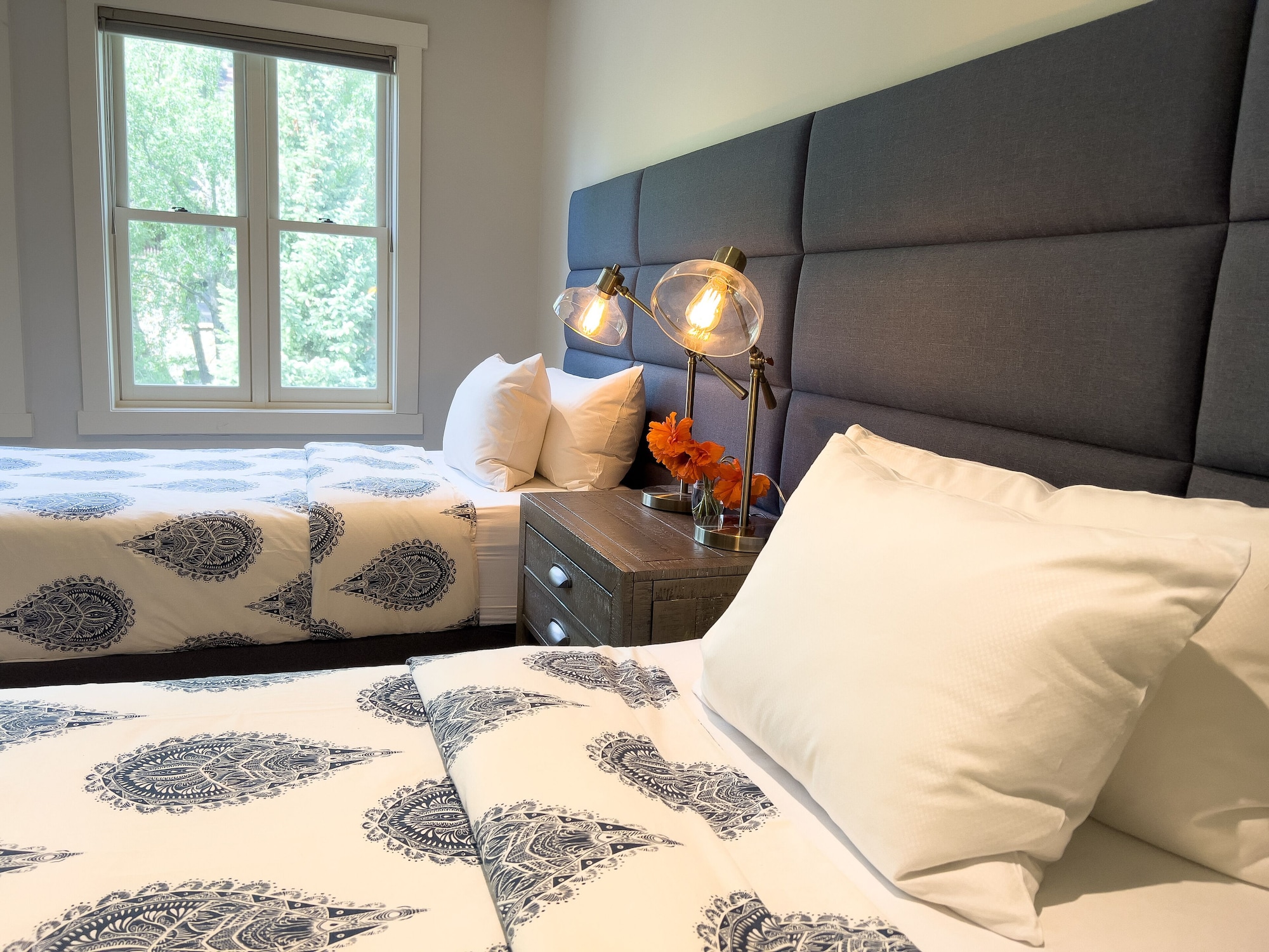 2 Bedrooms, 2 King Beds, Riverside