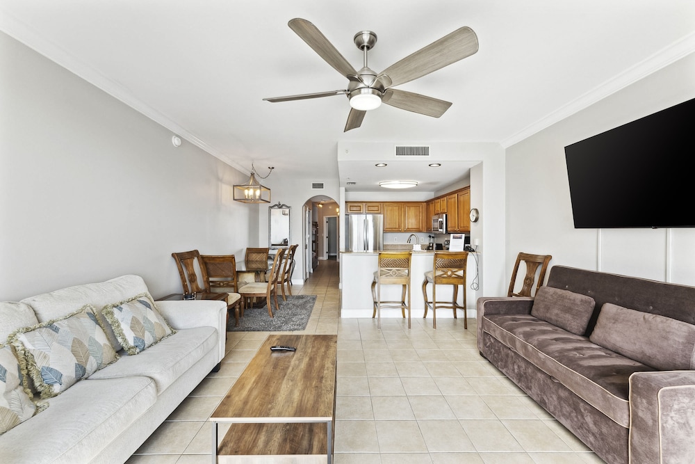 Blue Heron Beach Resort 44/70