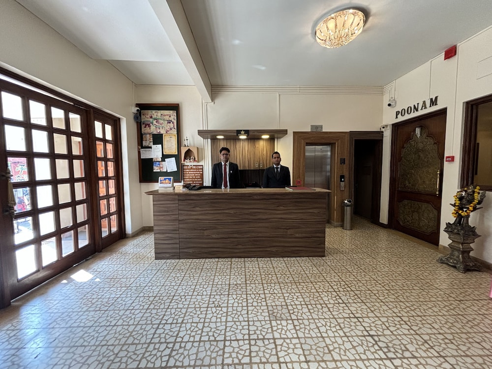 HOTEL PRADEEP 12/55