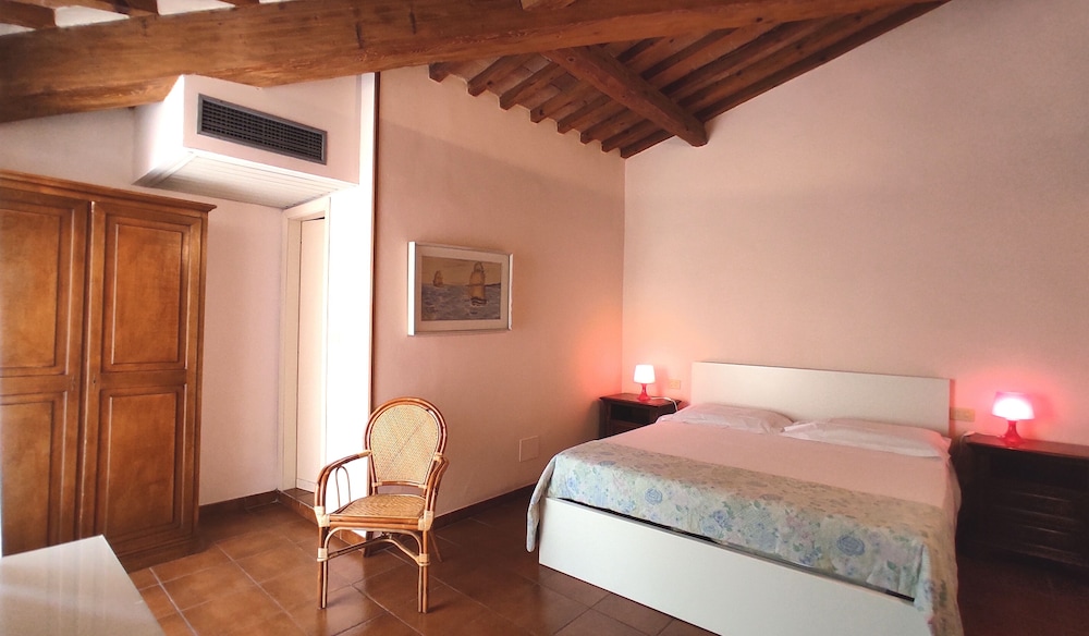 Hotel Rita Major 8/59